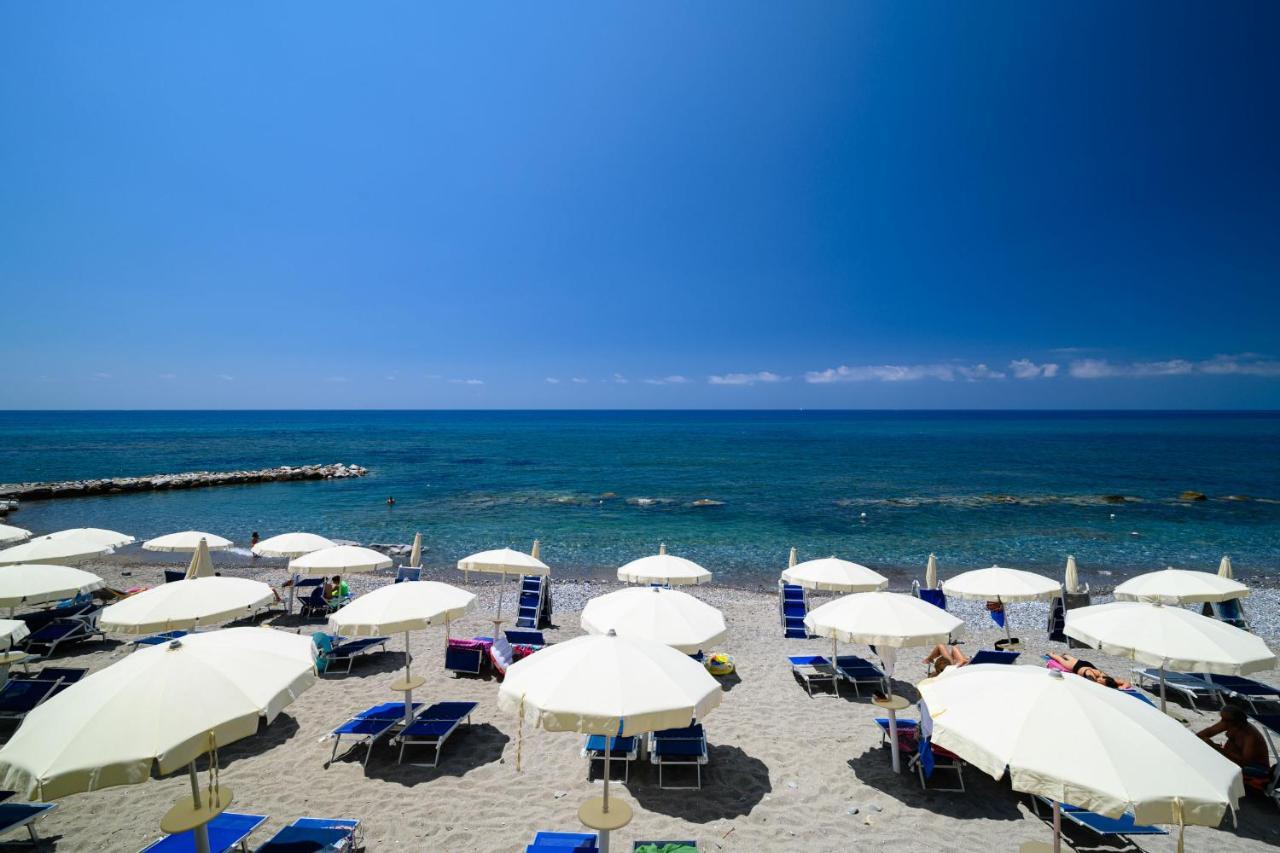 Villaggio Stella Del Sud & Resort Pisciotta Exterior foto